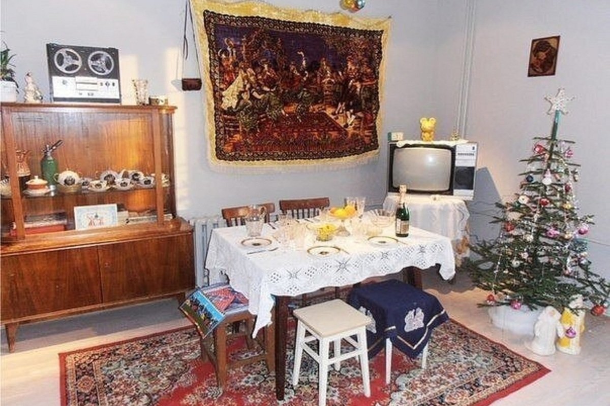 Новогодний интерьер в Советском стиле