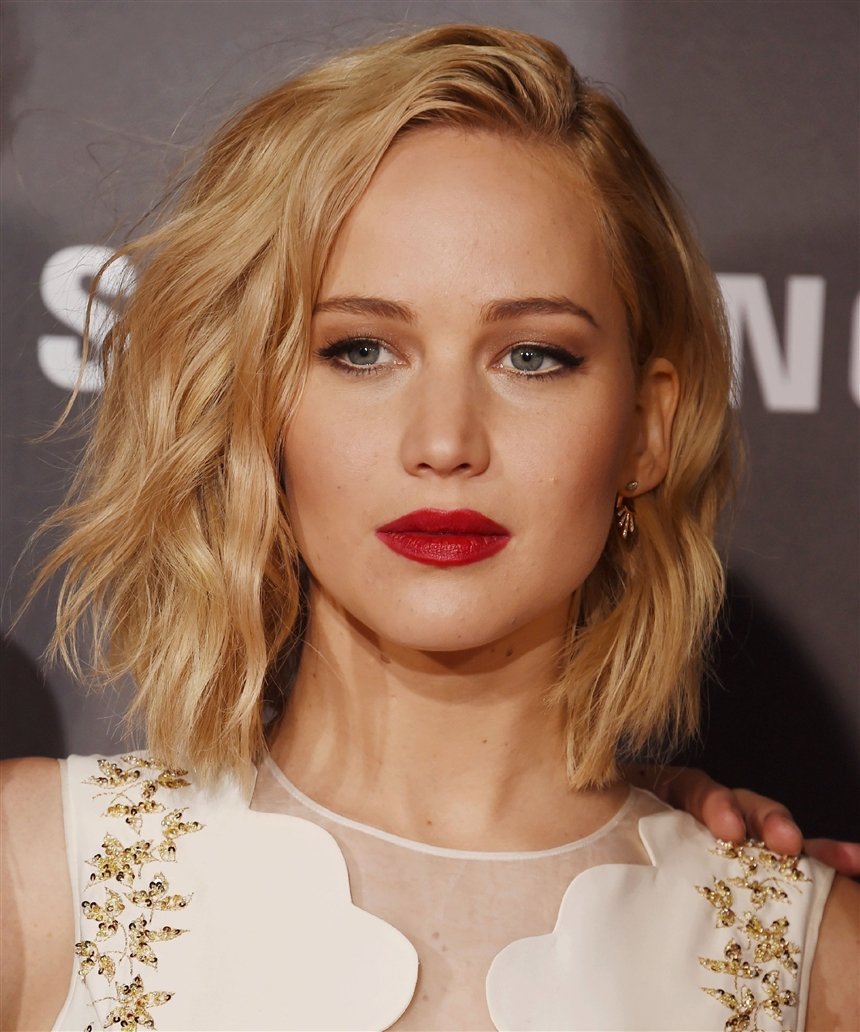 Дженнифер Лоуренс стрижка