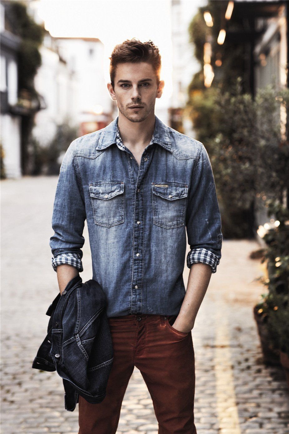 Рубашка мужская джинсовая