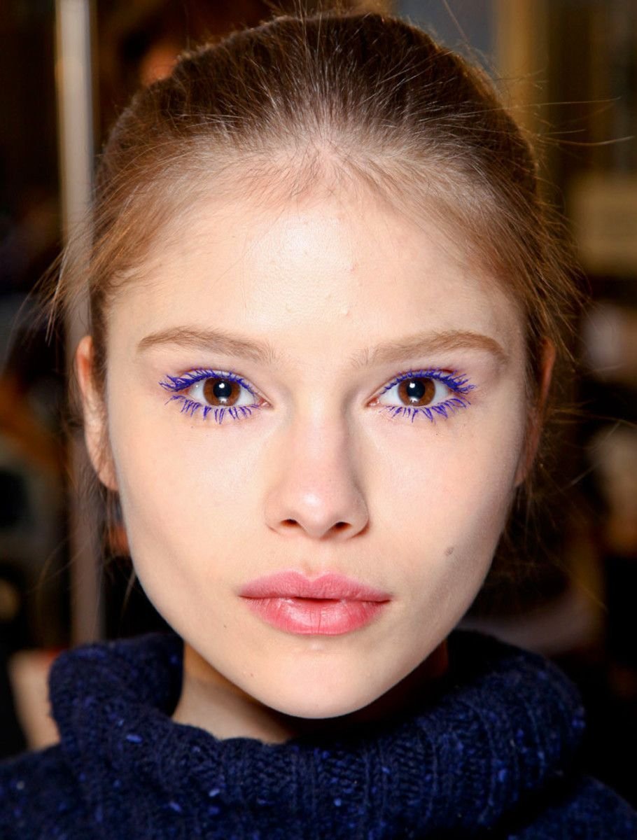 Макияж с цветной тушью