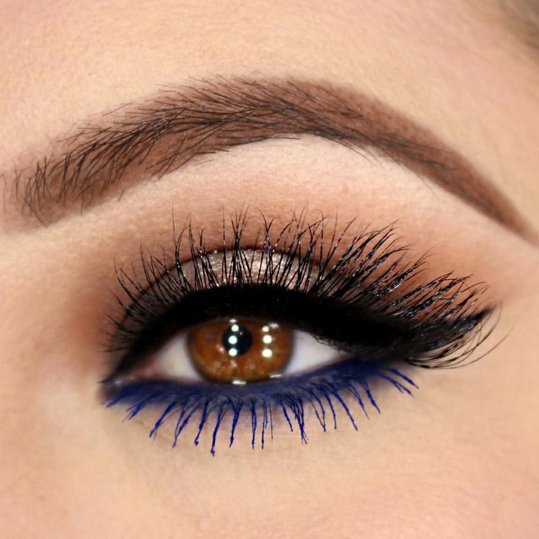 Синий карандаш для карих глаз