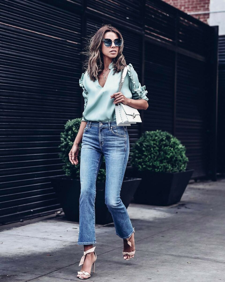 Стильные образы в джинсах