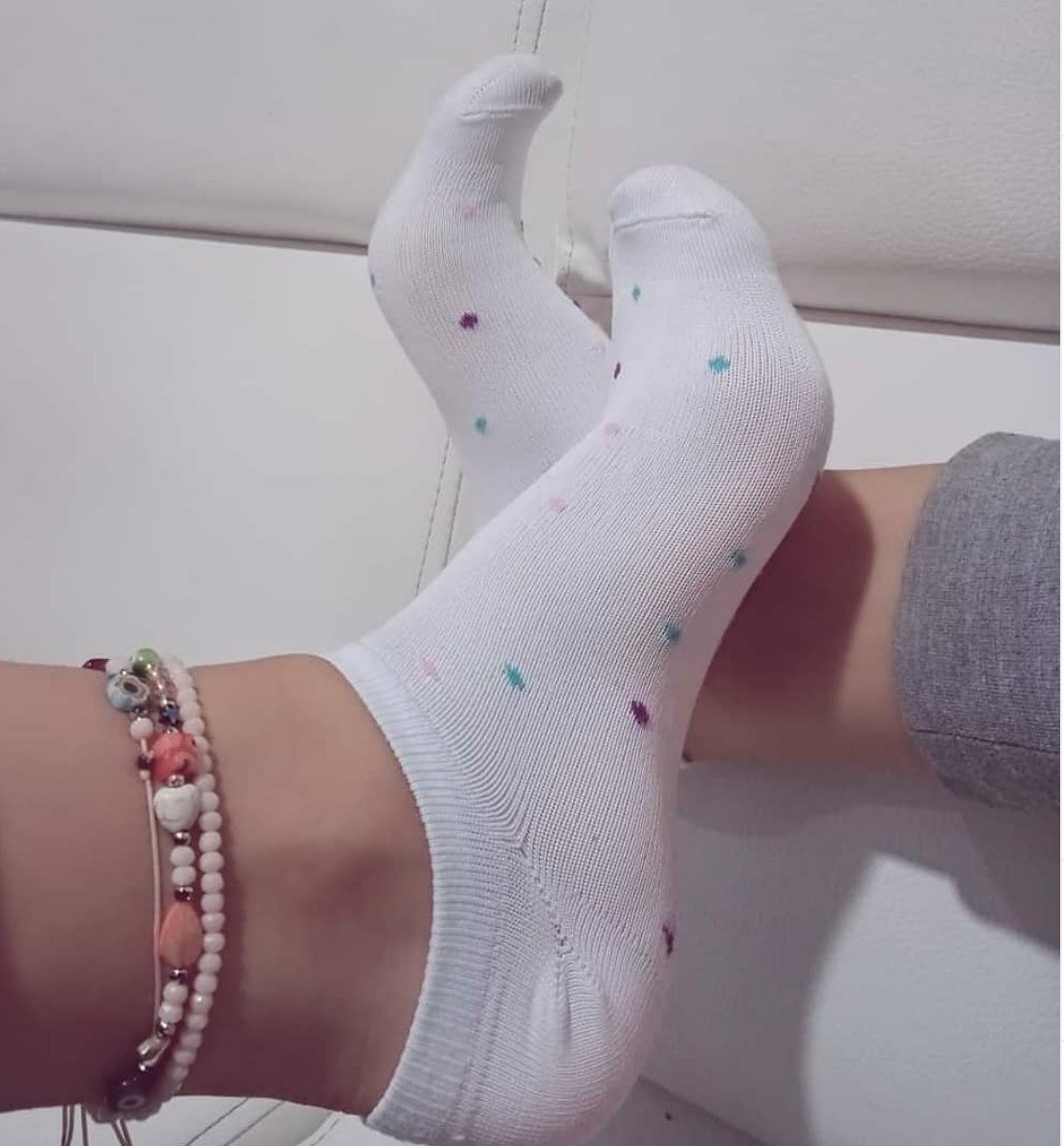 Ножки в носочках