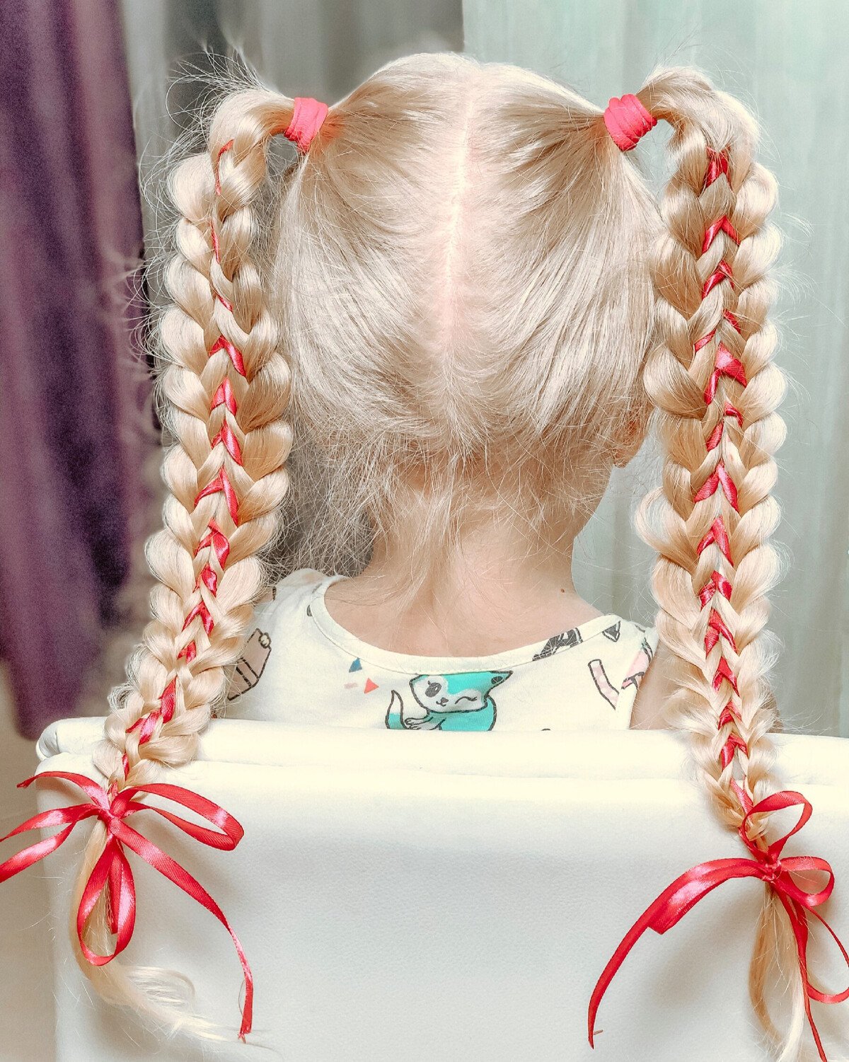 Прическа девочке две кички