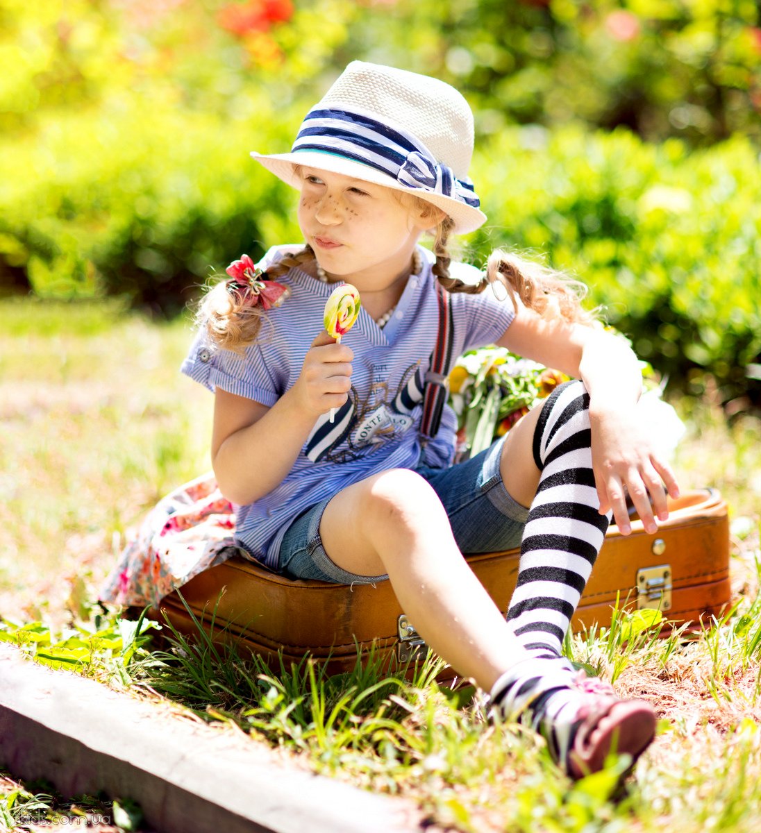 Детская фотосессия на природе летом