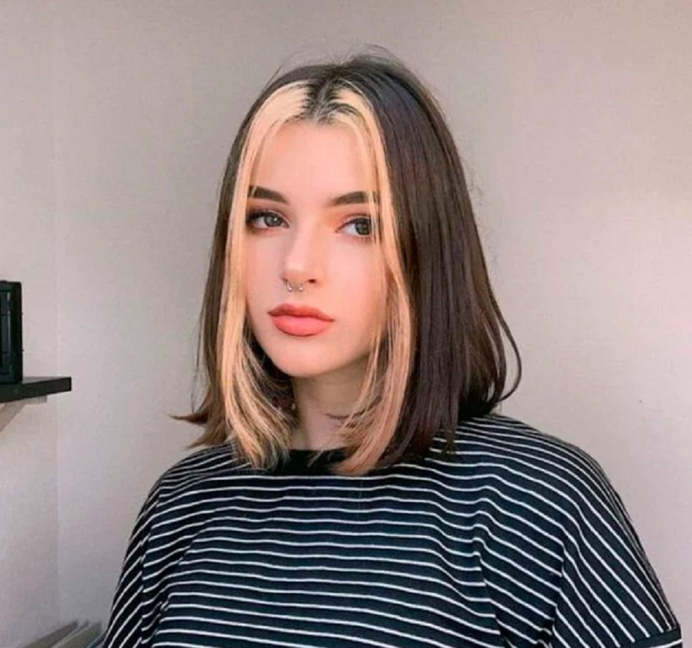 Эмили Волкова