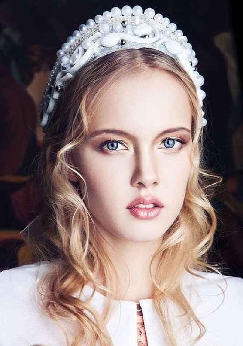 Кокошник современный