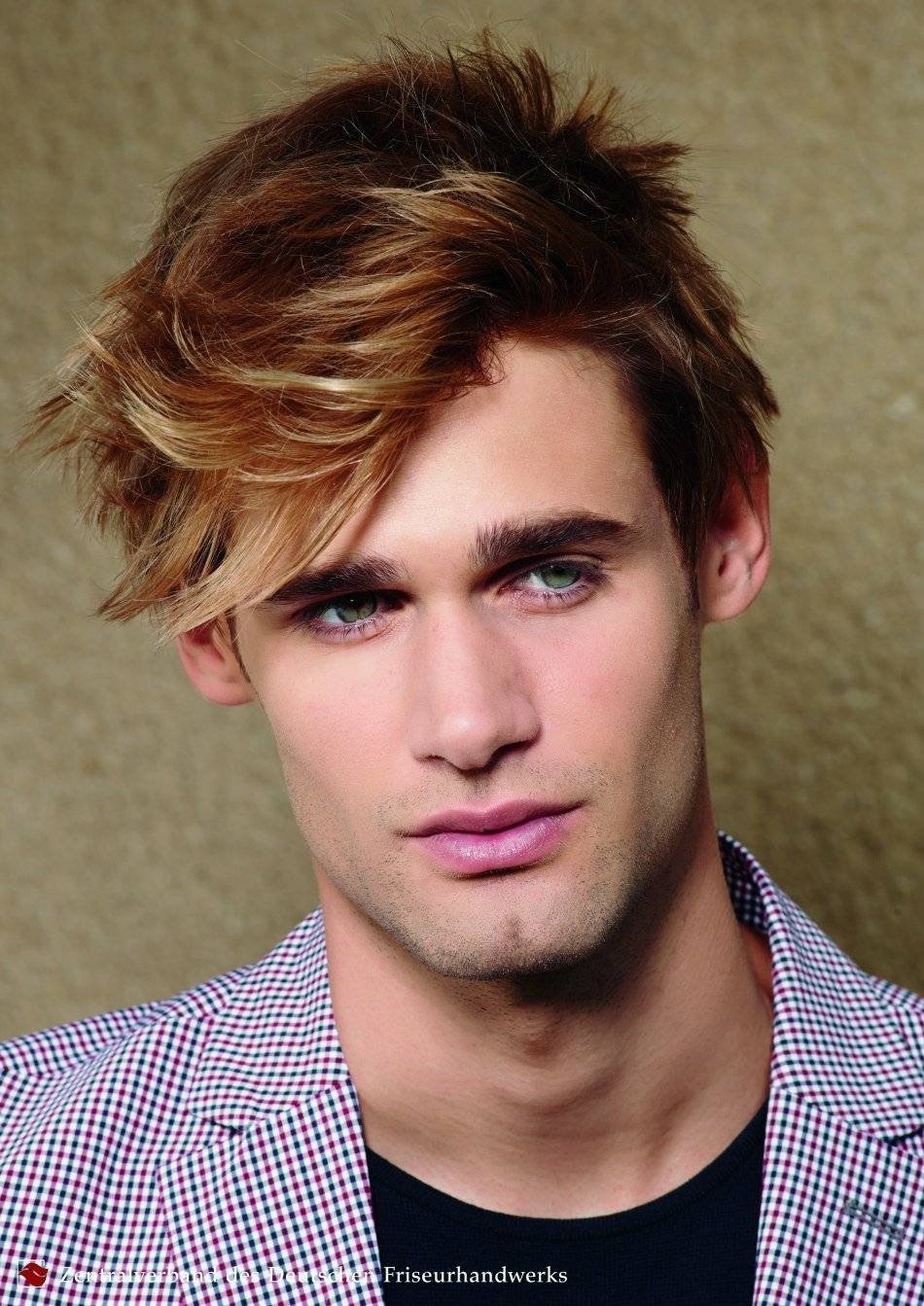 Парни с мелированием