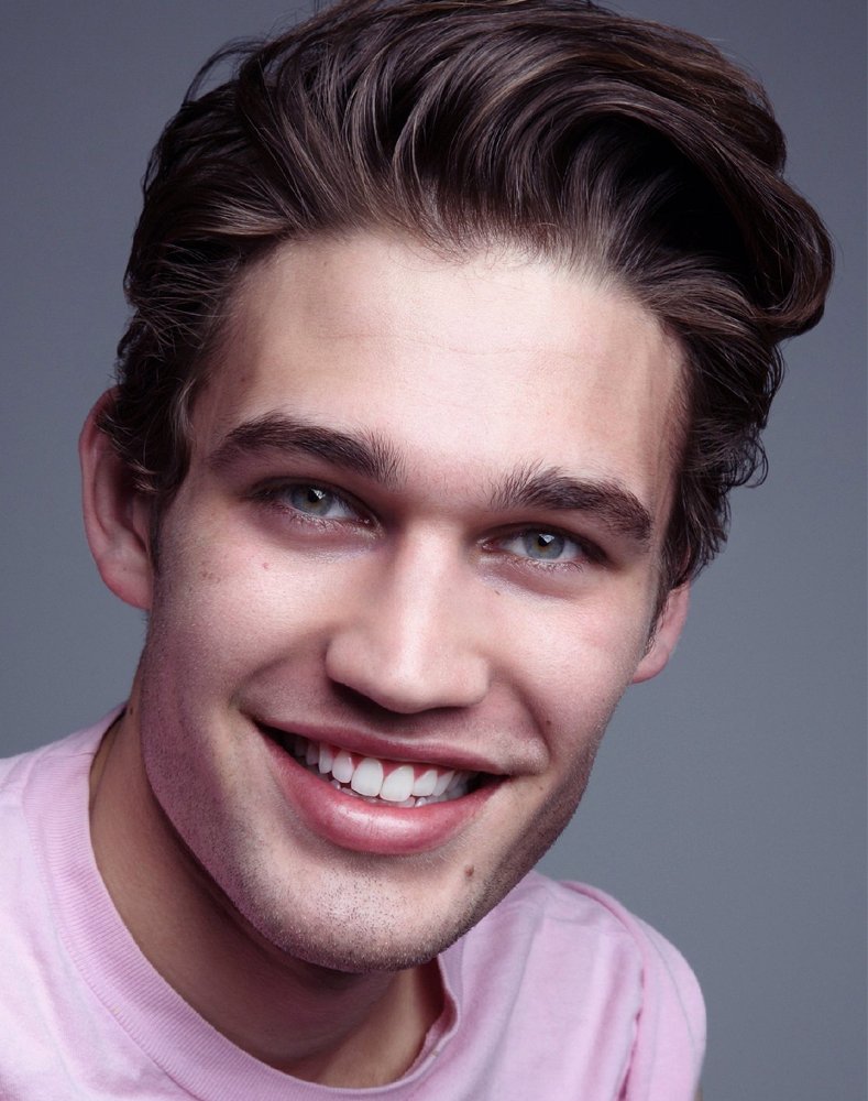 Русый цвет волос у мужчин