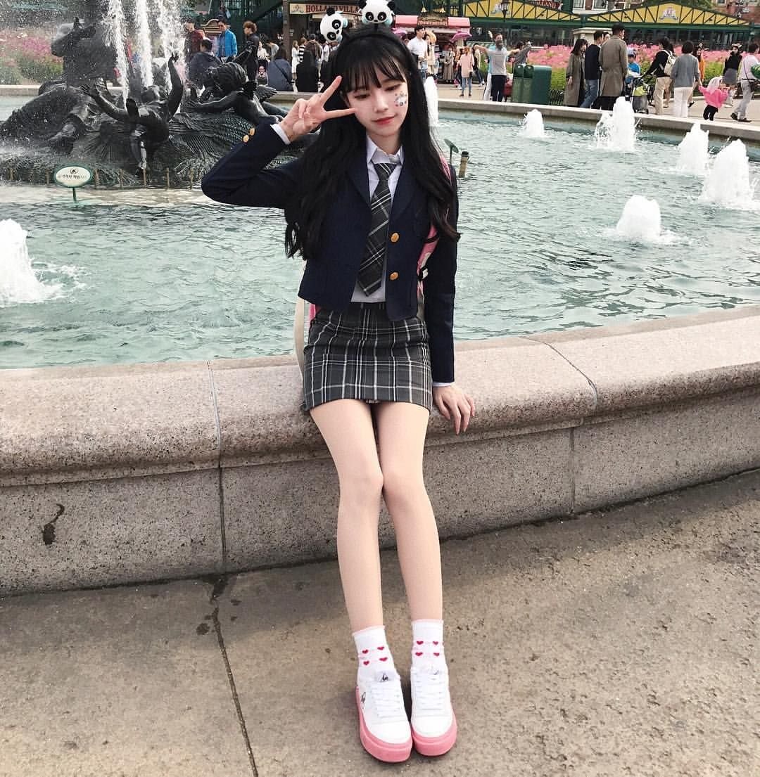 Корейские школьницы