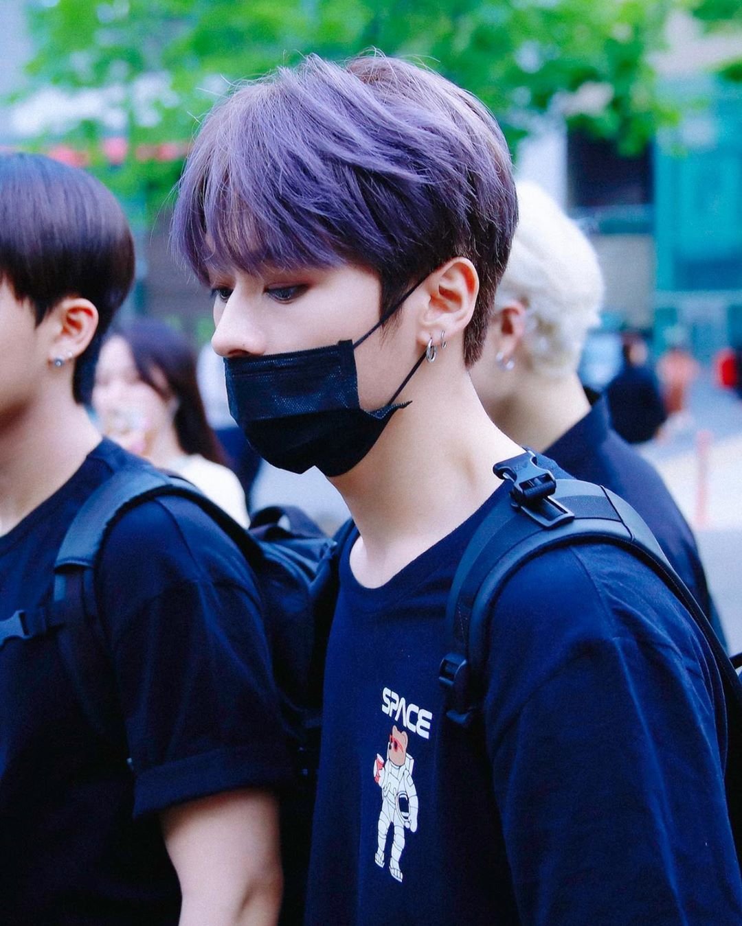 Минхо с фиолетовыми волосами СТРЕЙ