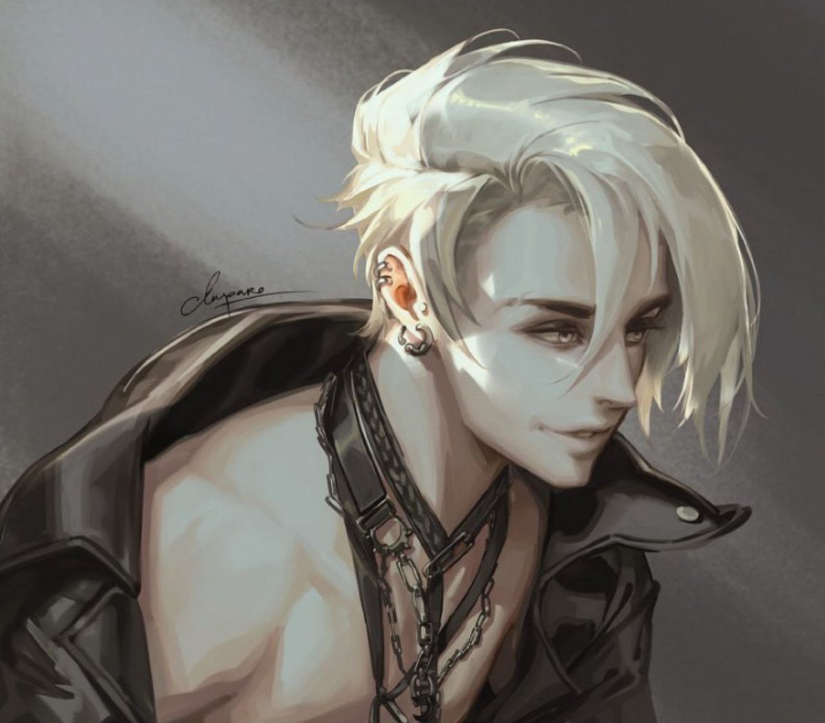 Парень с выбритым виском арт