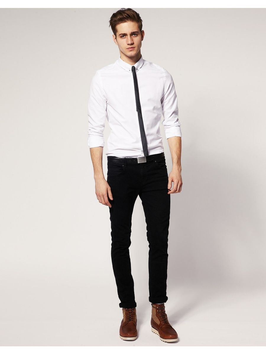 Белая рубашка черные брюки