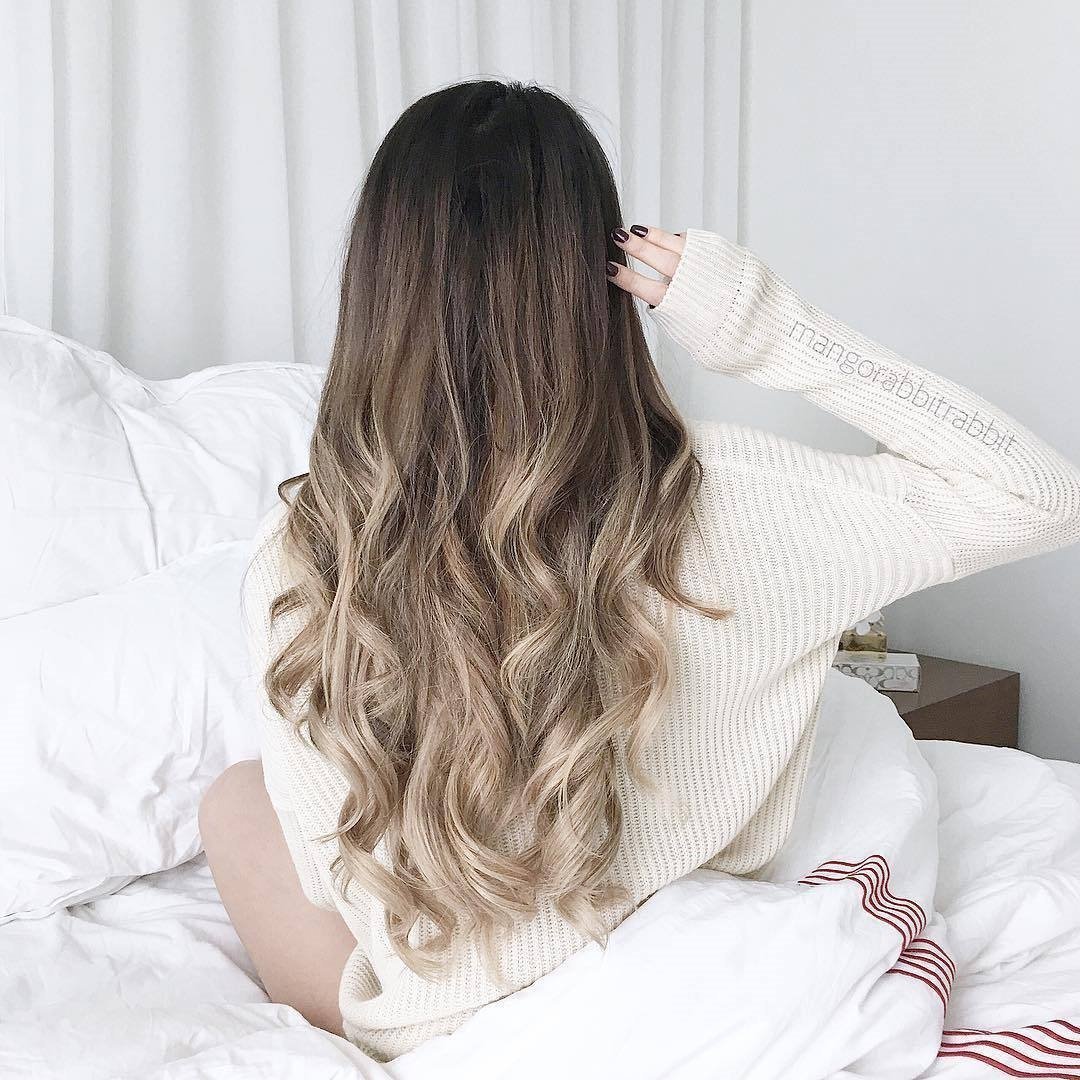 Длинные волосы со спины