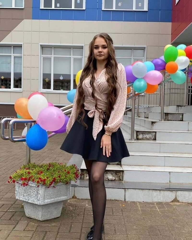 Девушки выпускницы
