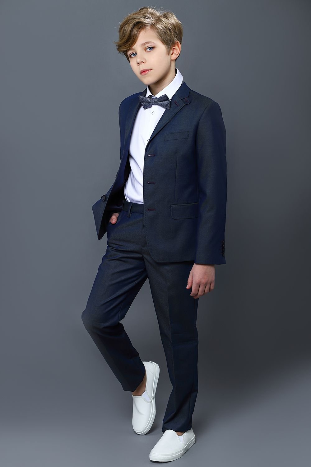 Классический костюм на подростка