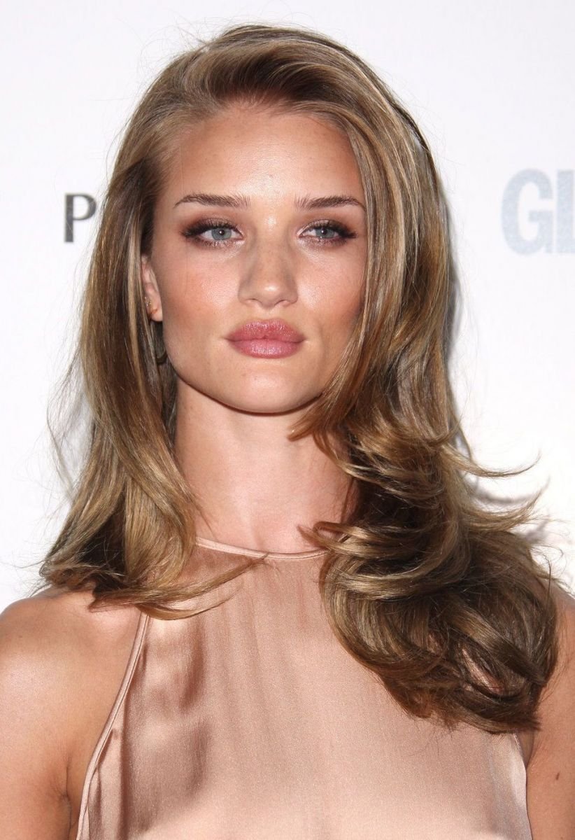 Рози Хантингтон-Уайтли окрашивание