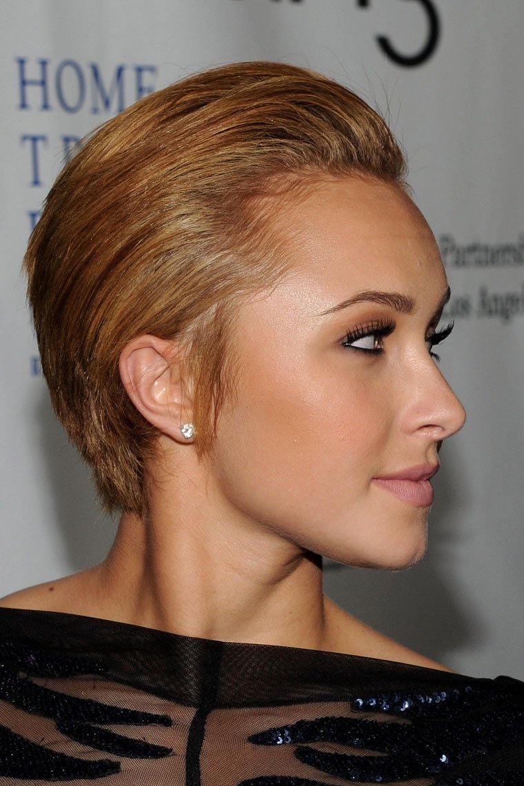 Хайден Панеттьери с короткой стрижкой