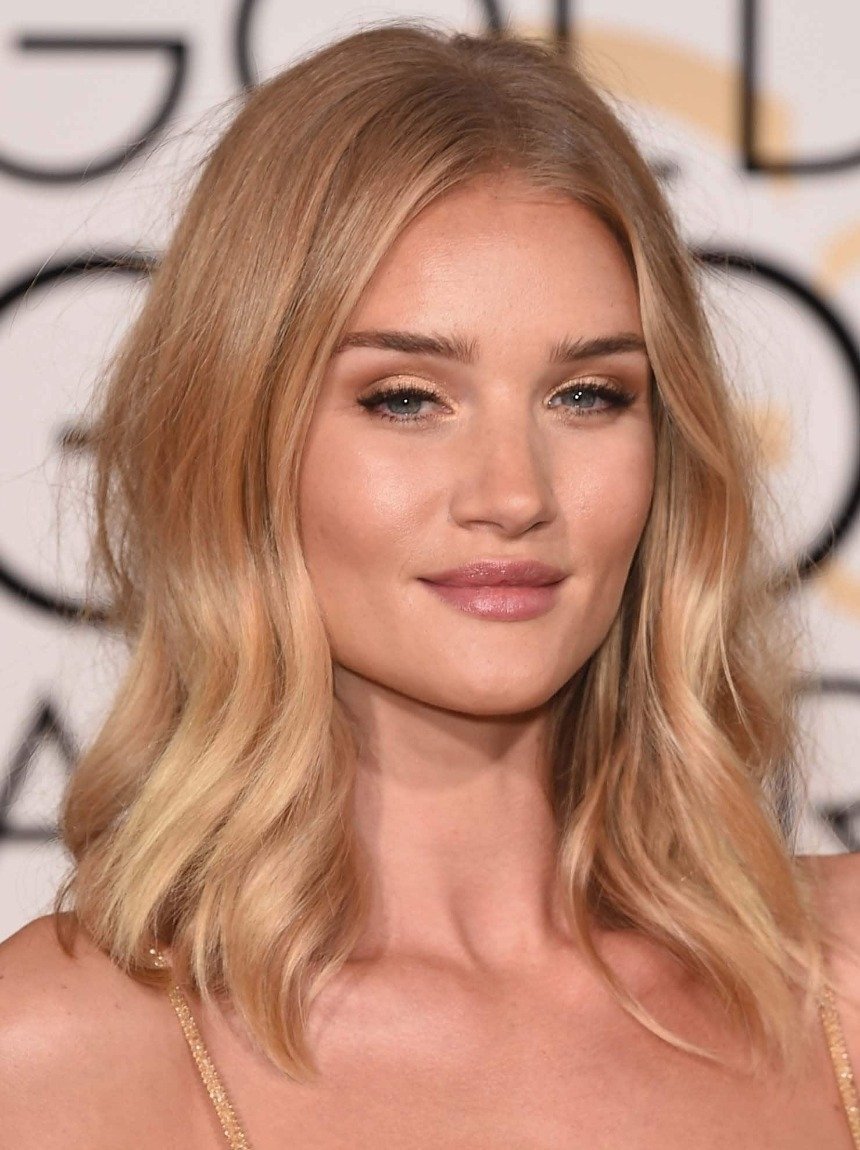 Роузи Хантингтон-Уайтли волосы