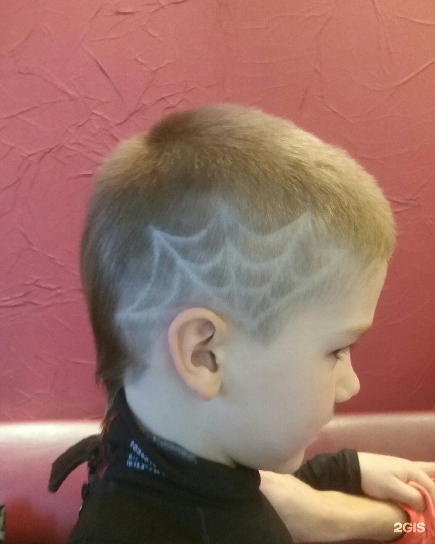 Стрижка для мальчика с выстригом