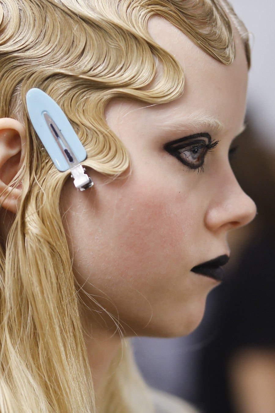 Холодная волна прическа