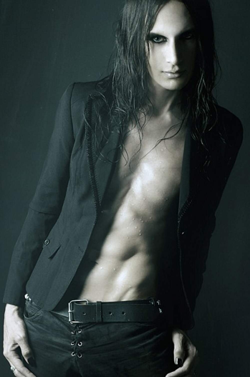 Дмитрий Танатос