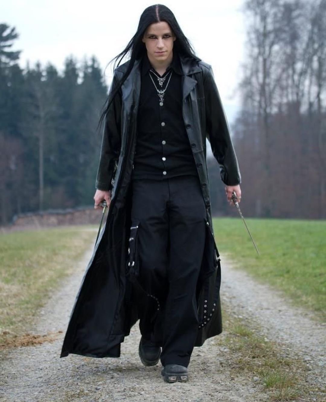 Готик парень