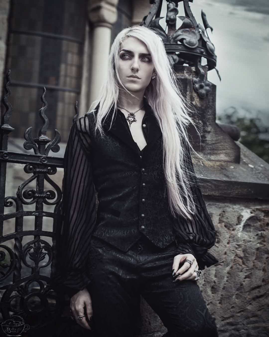 Валентин Винтер гот фотосессии