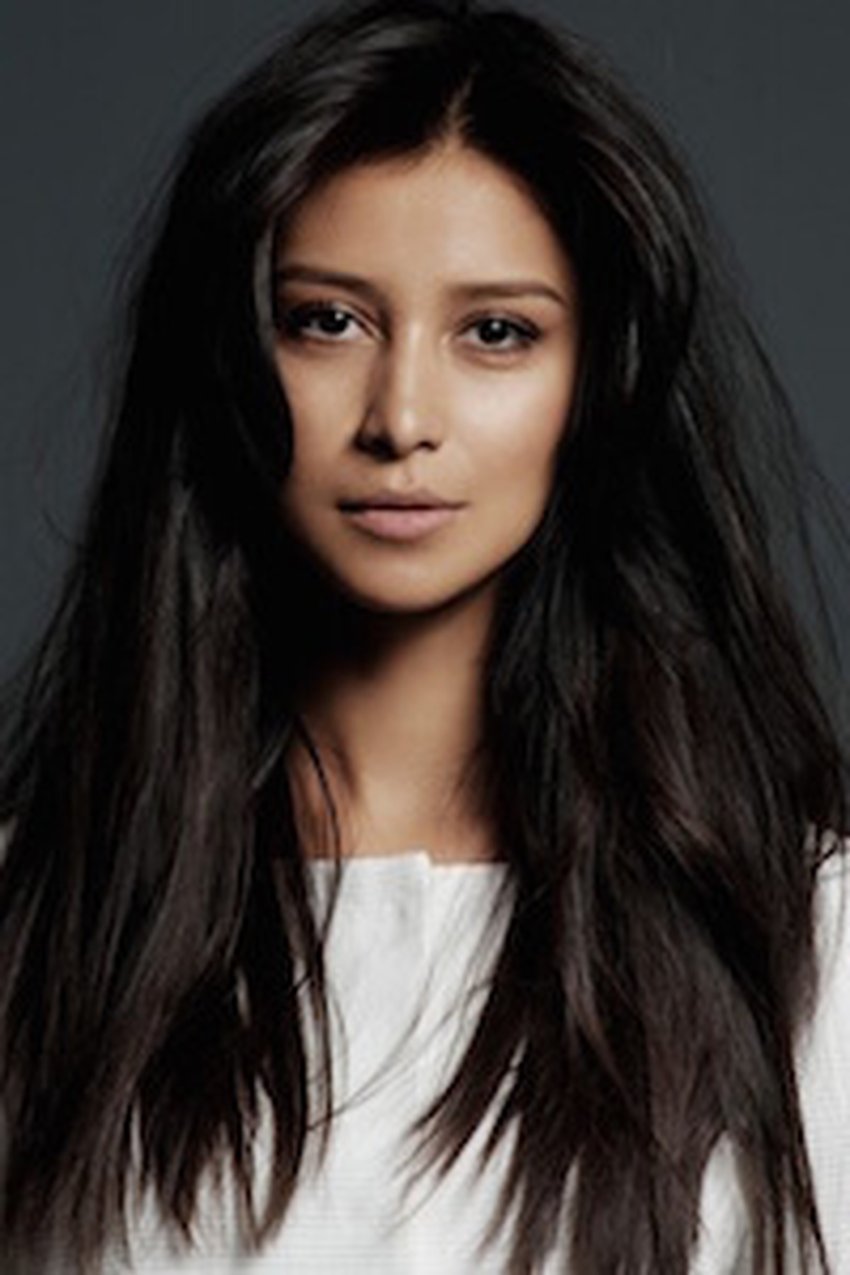 Равшана Куркова