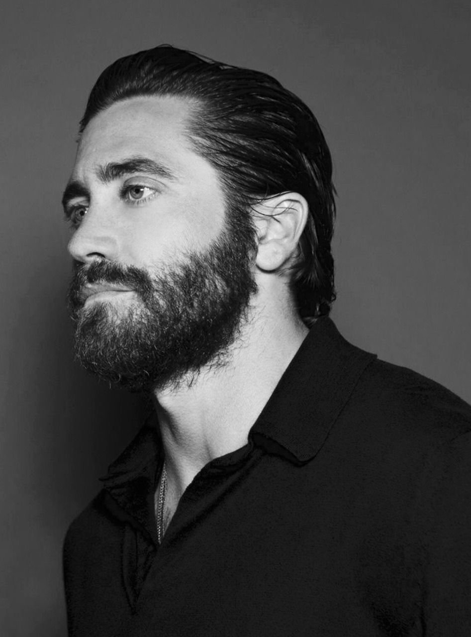 Джейк Джилленхол с длинными волосами