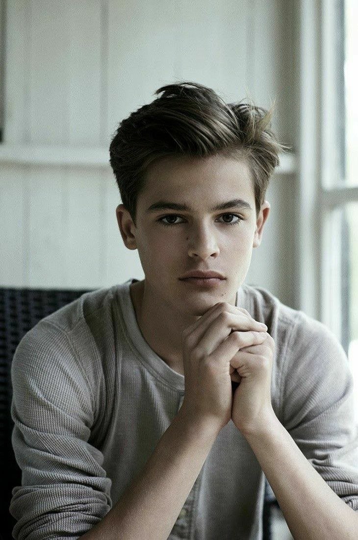 Миша Карпов