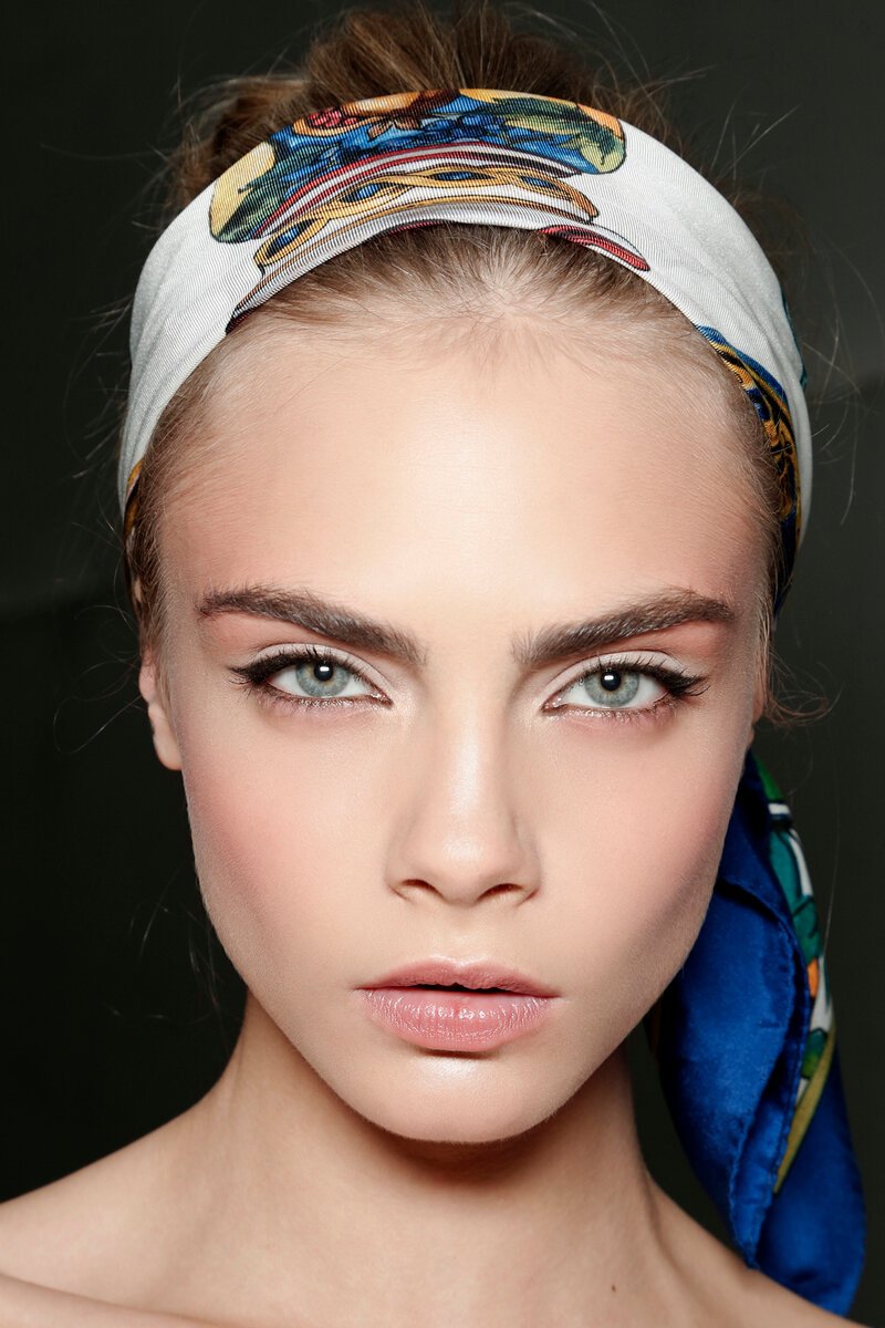 Cara Delevingne стрелки