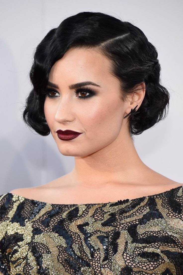 Прическа в стиле Гэтсби на короткие волосы