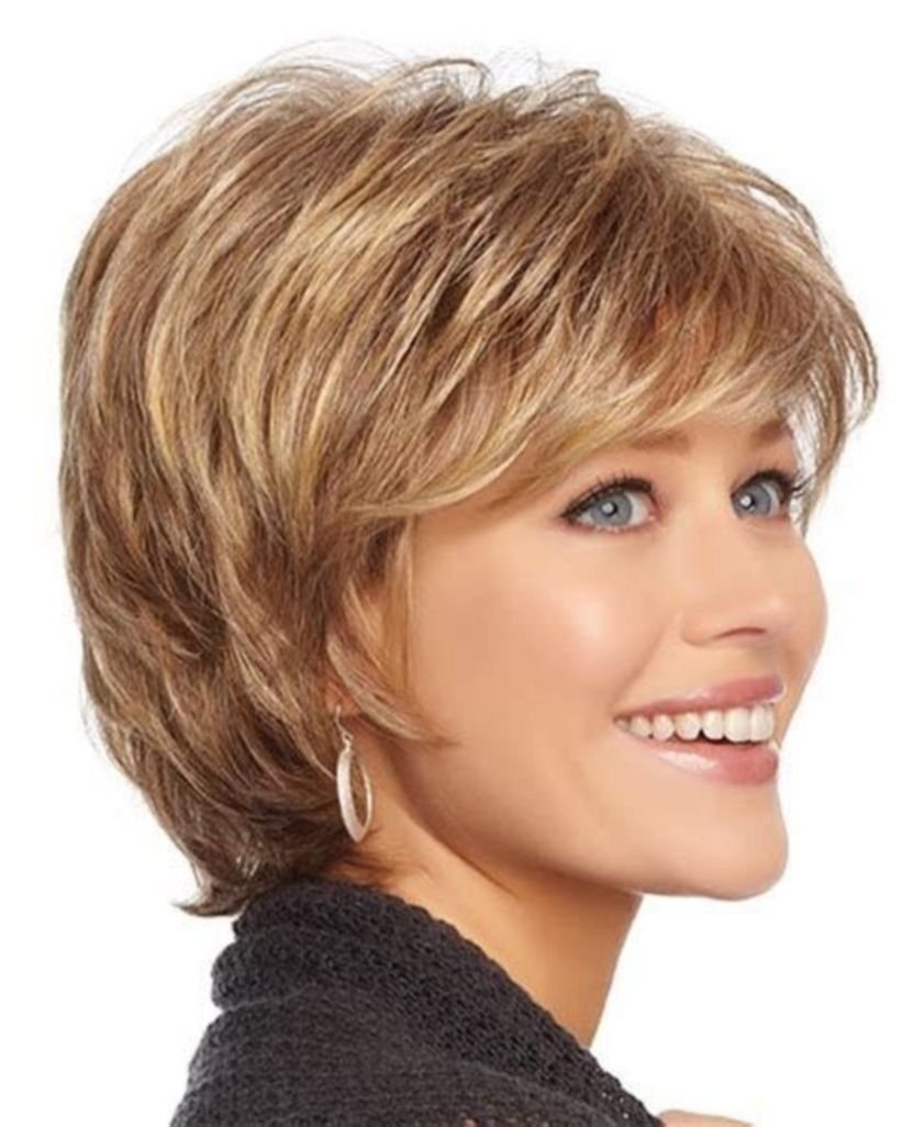 Градуированный Боб Каскад на короткие волосы