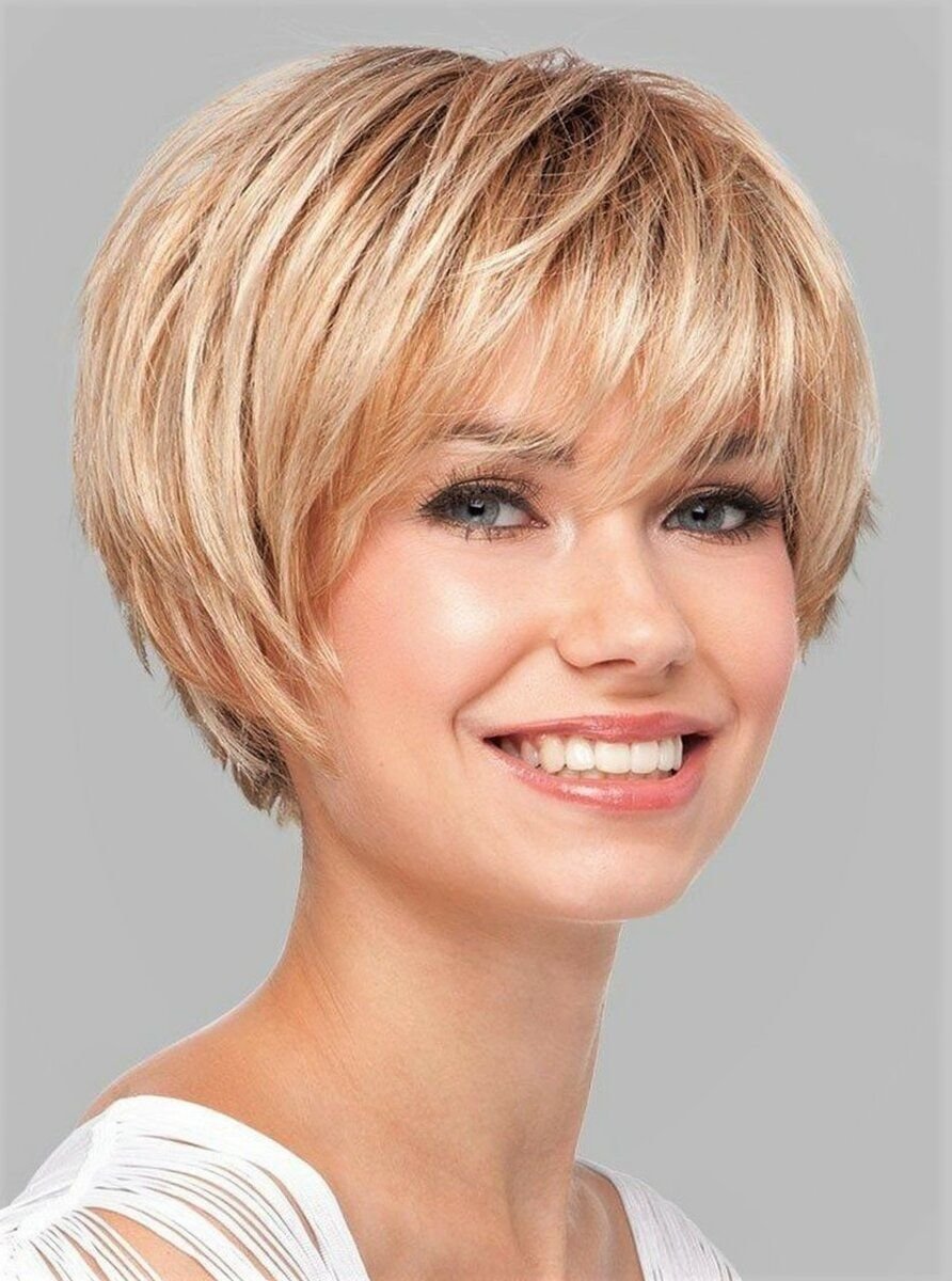 Стрижка Боб-Гарсон на короткие волосы для женщин