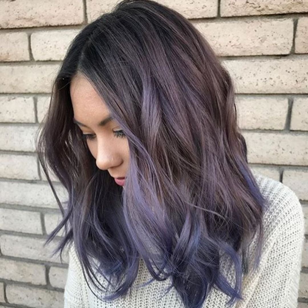 Шатуш на темные волосы с фиолетовым оттенком