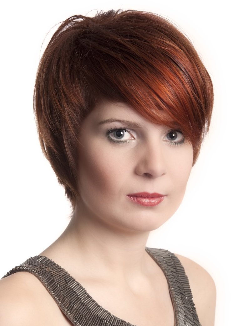 Стрижка для полного лица женская