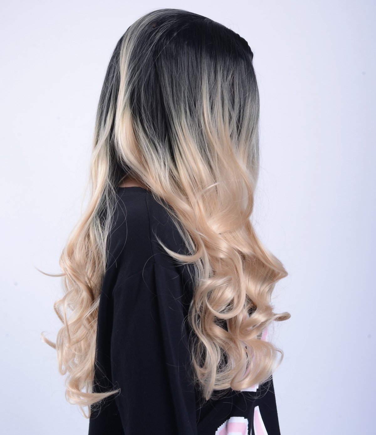 Черно белое омбре на волосах