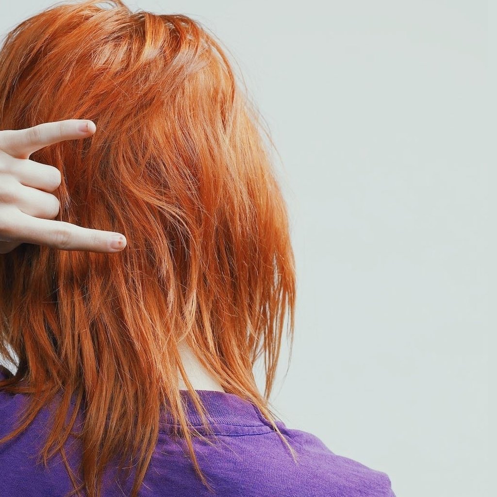 Рыжие волосы на руках