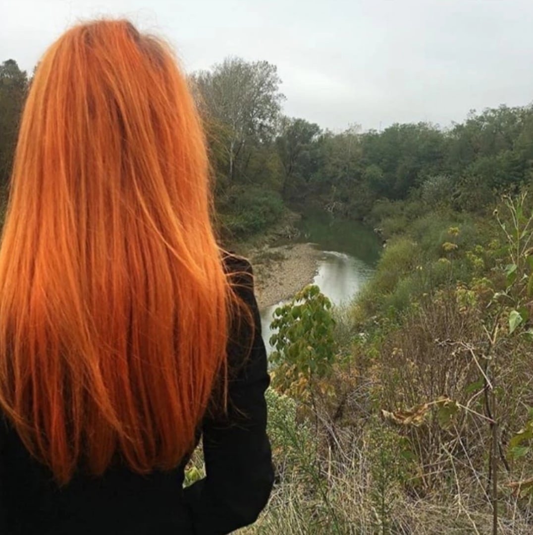 Рыжие девочки без лица