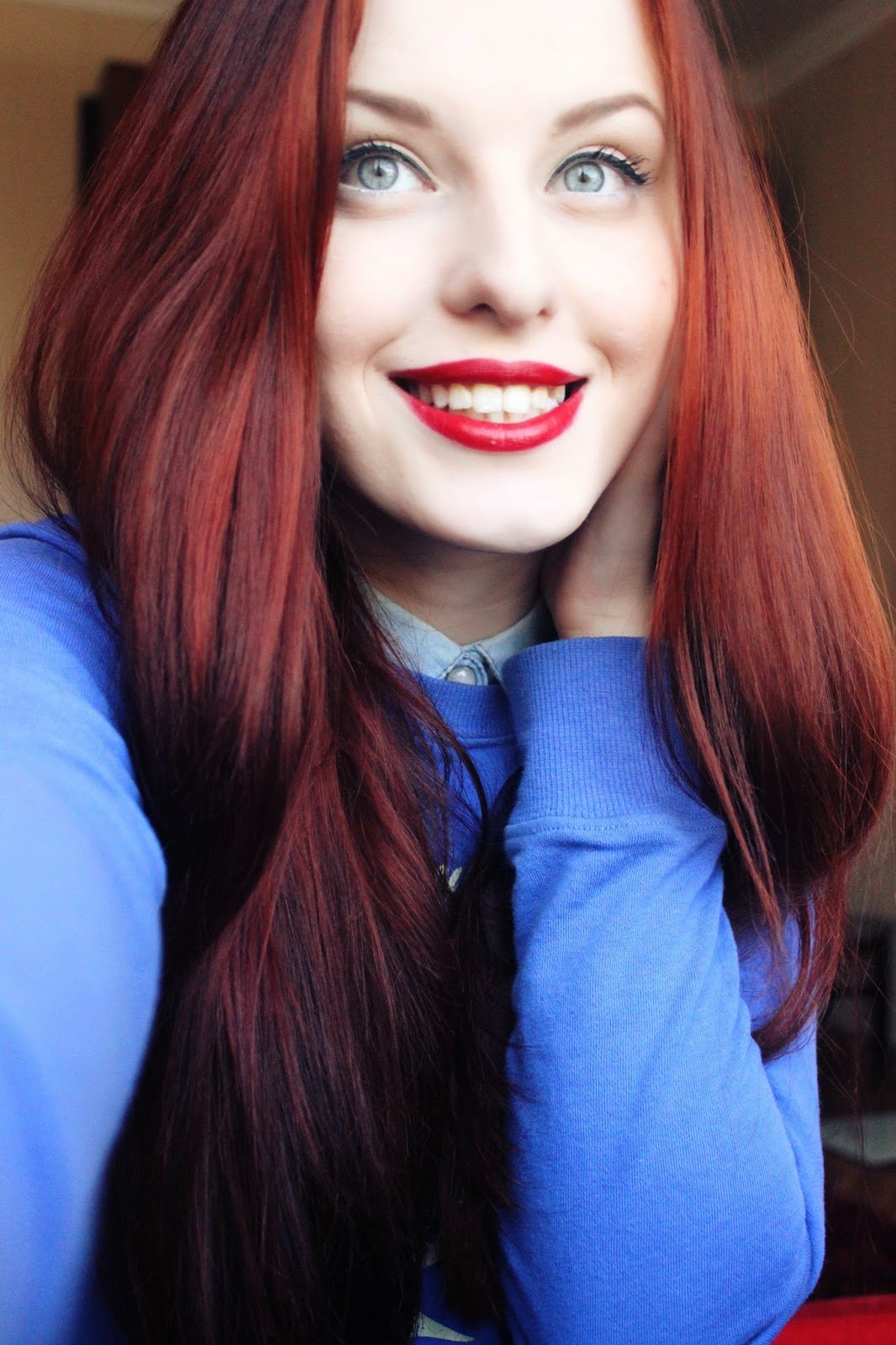 Красивые красные волосы