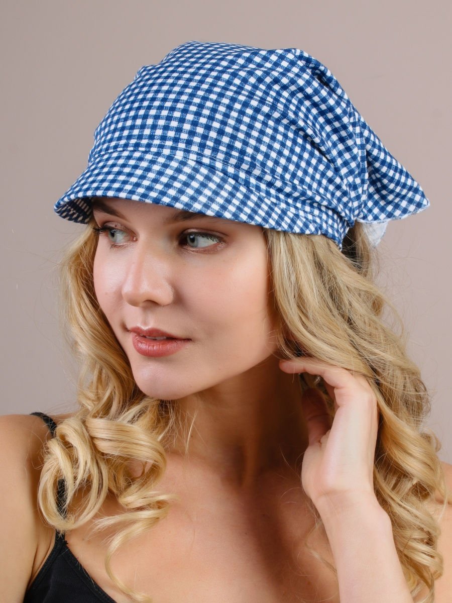 Бандана с козырьком