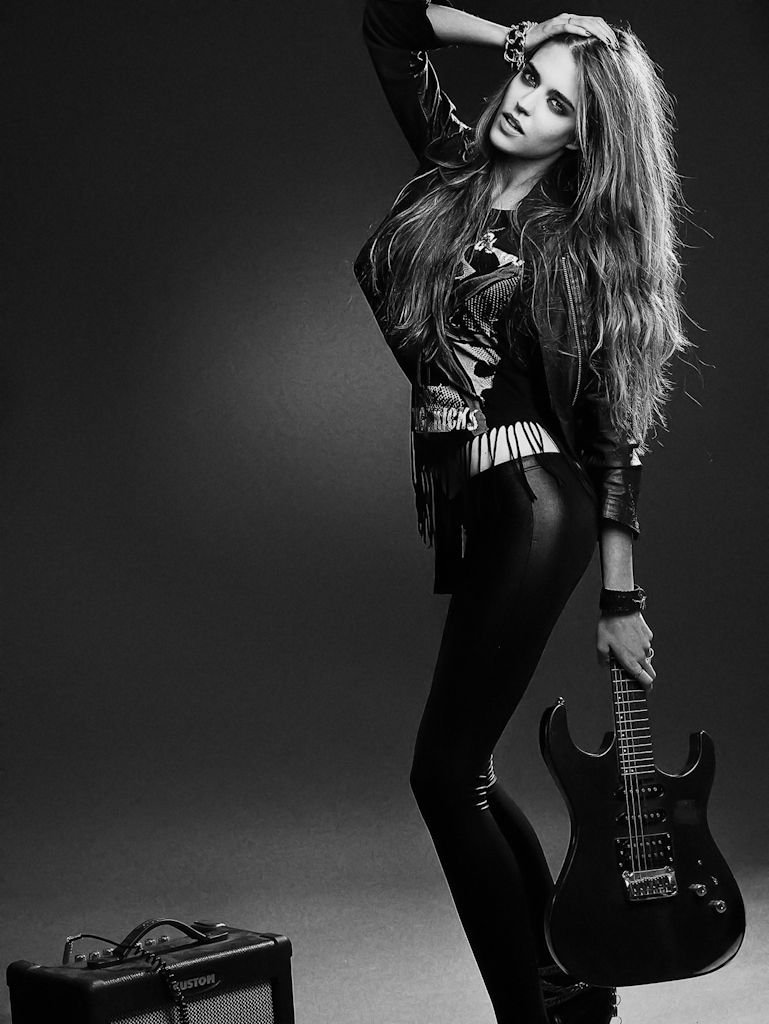 Линда рокерша