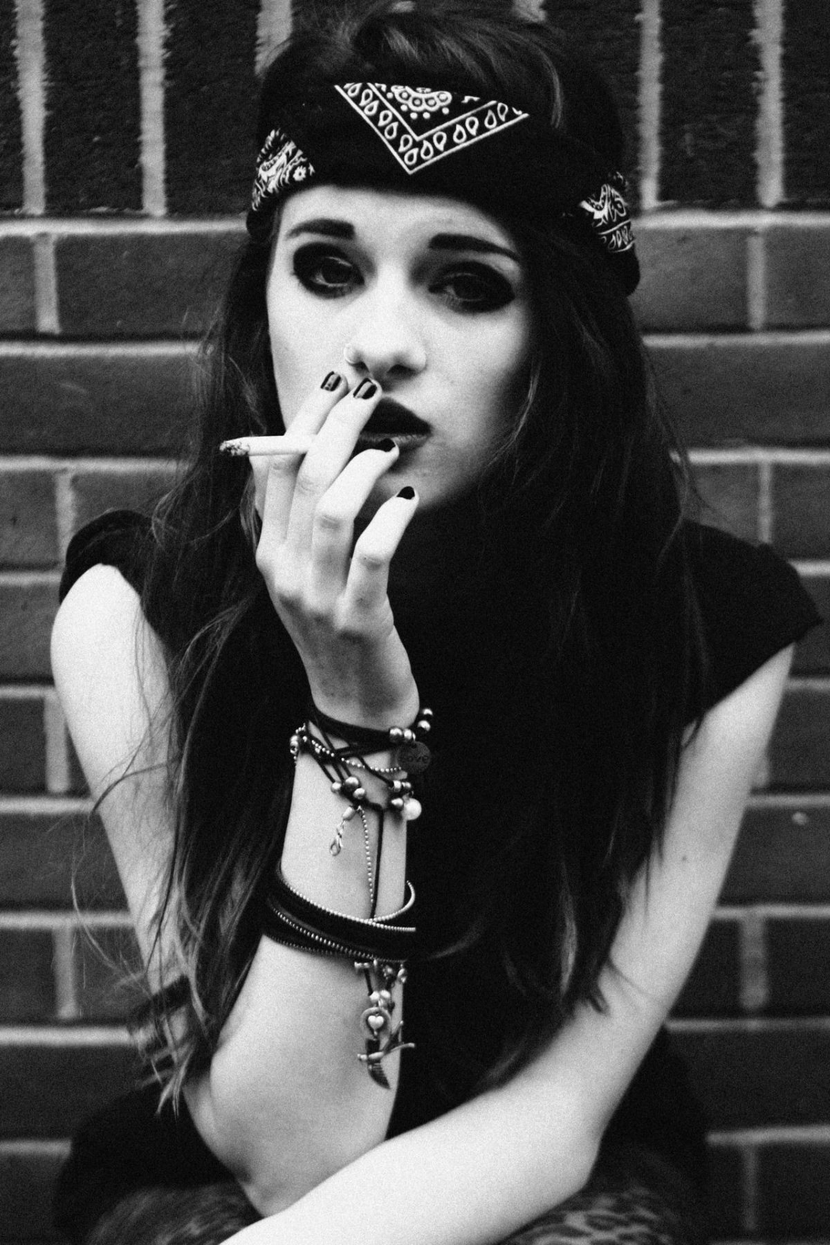 Девушка рокер