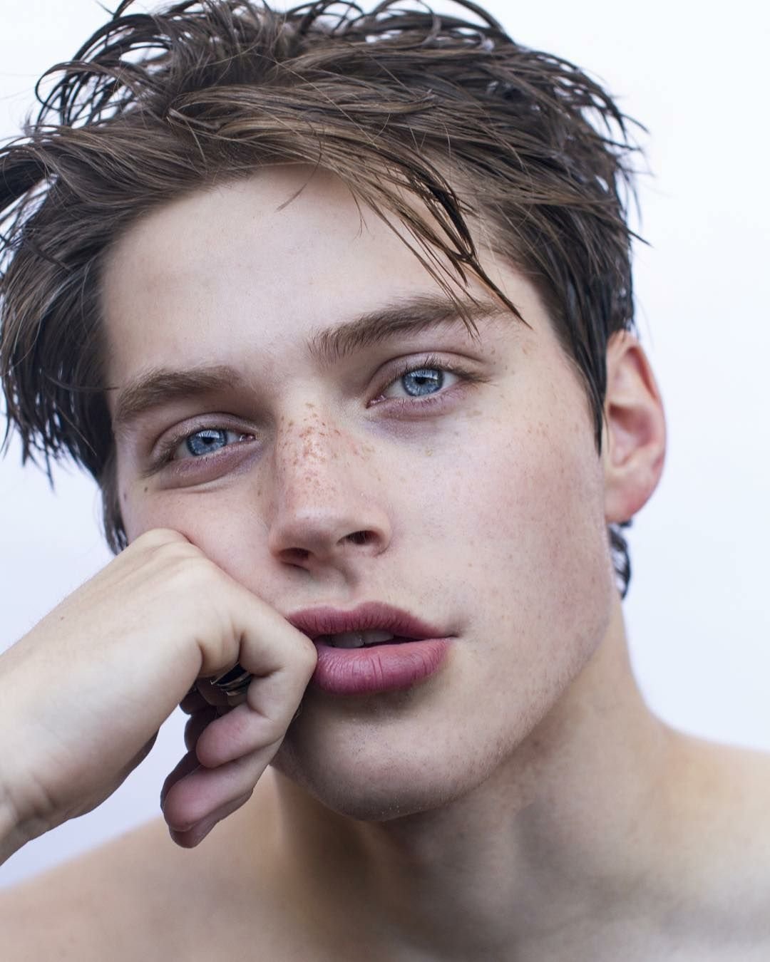 Froy Gutierrez