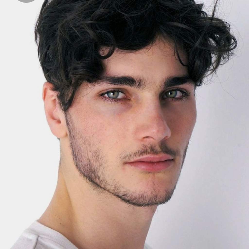 Темноволосые немцы