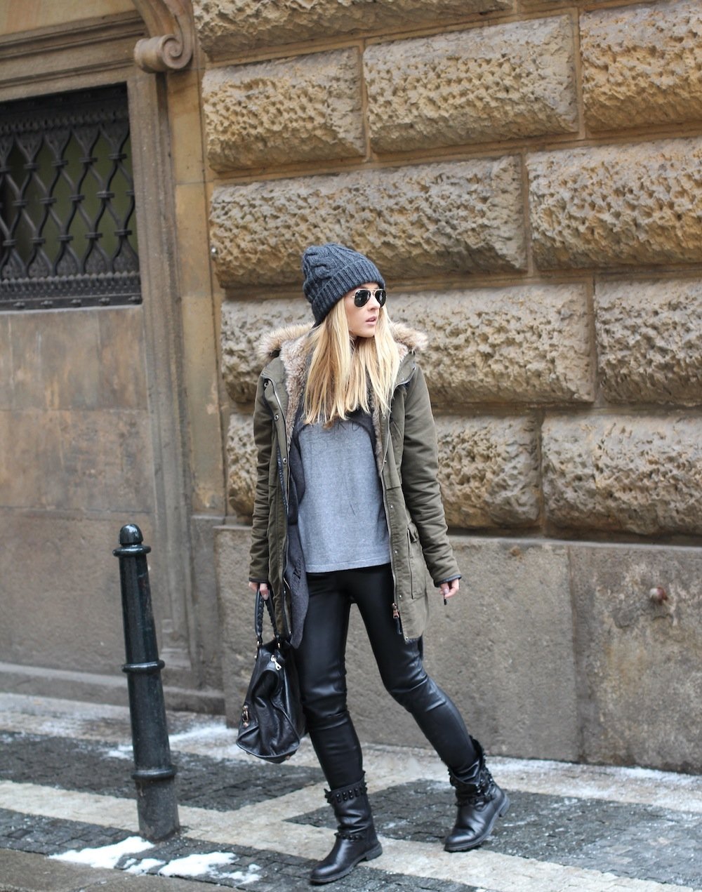 Шапка с паркой