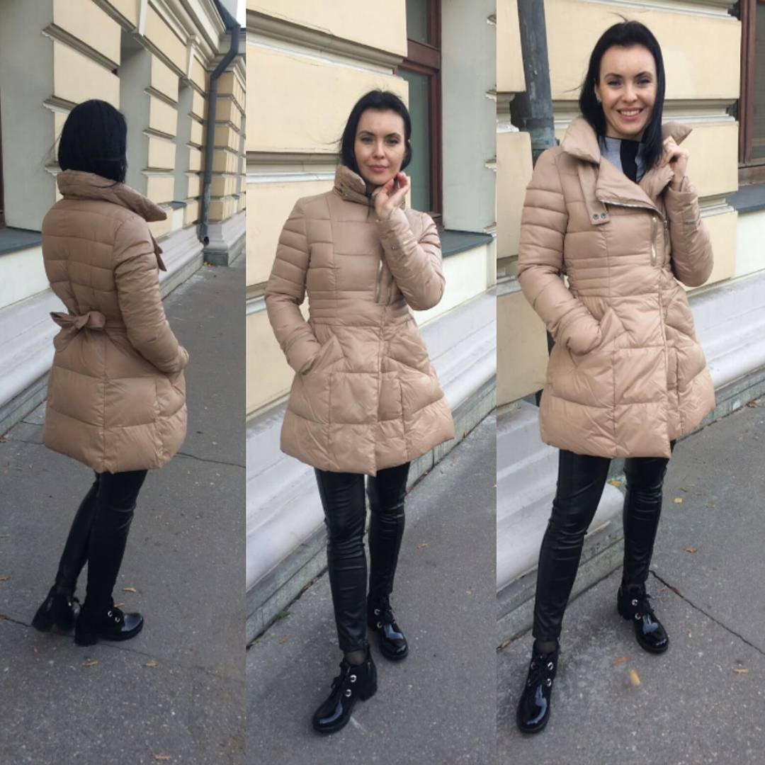 Бежевые сапоги с черным пуховиком