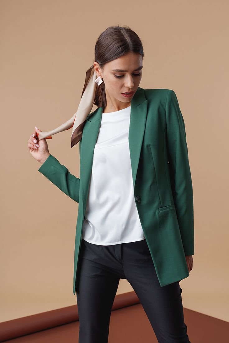 Женский пиджак Zara зеленый 2022