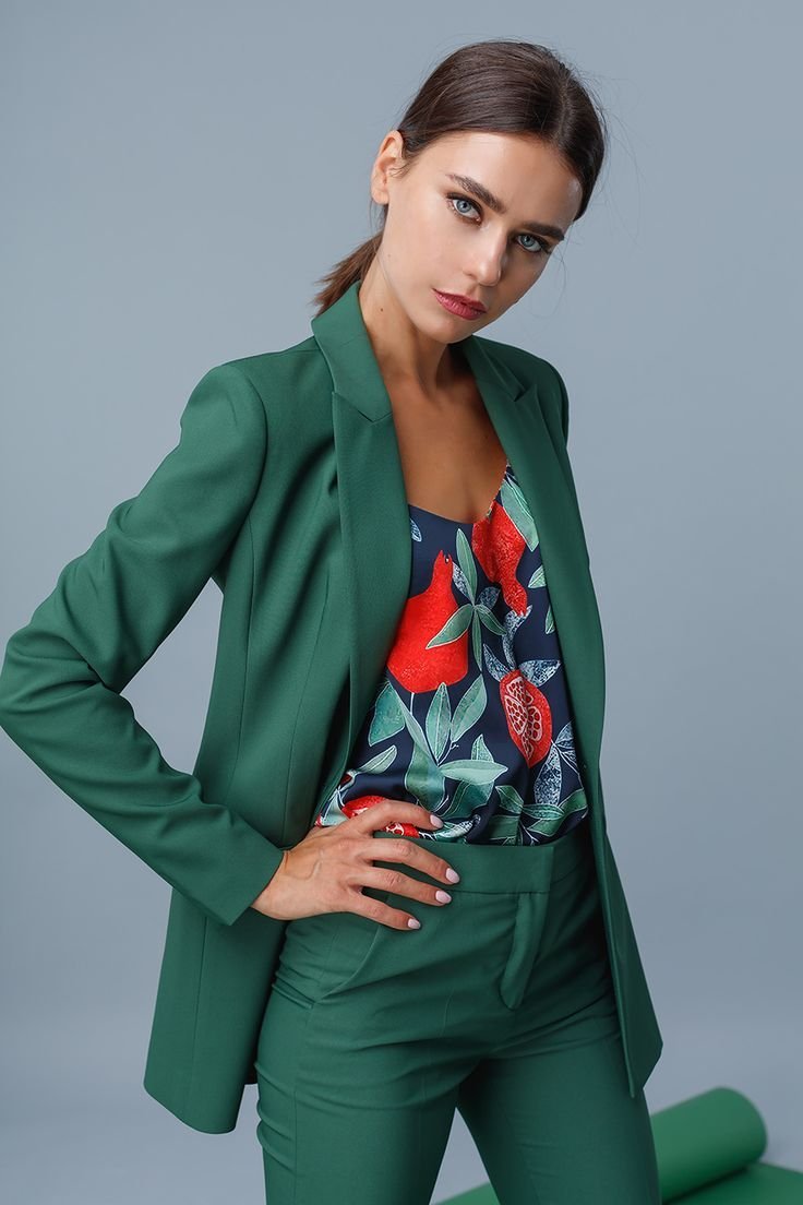 Зеленый пиджак